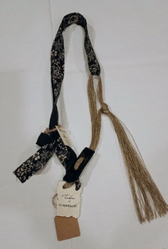 Collana "Fantastica", disegno caprette "Maria Lai"